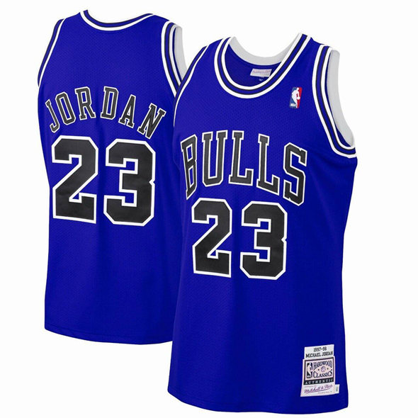 Men's Chicago Bulls #23 Michael Jordan Royal Stitched Basketball Jersey